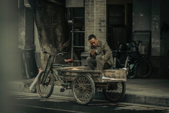 洛阳发廊精选指南，探寻城市中的美发宝藏